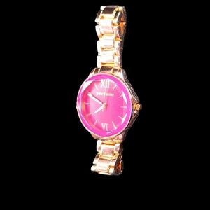 Juicy Couture Elegant Pink and Gold Women's Watch Nwot